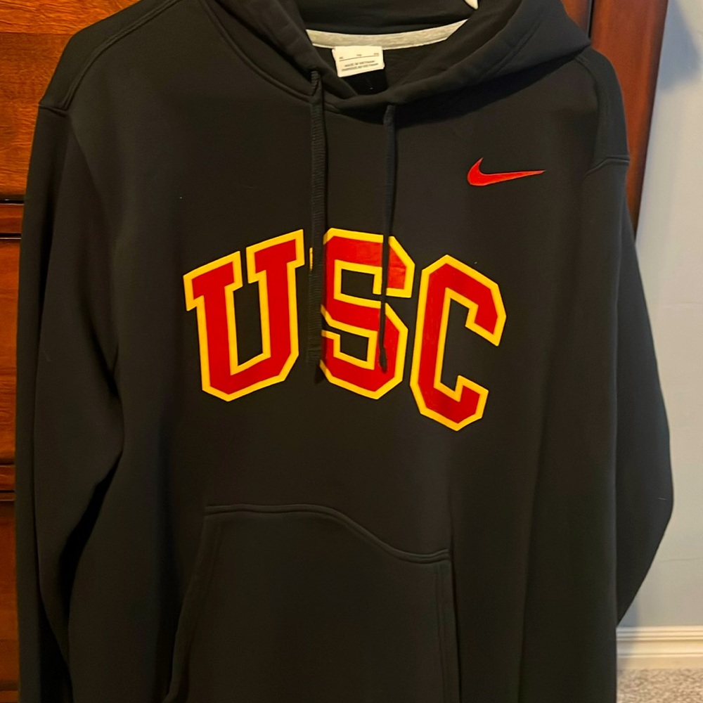 Brand new, never worn Nike USC hoodie.